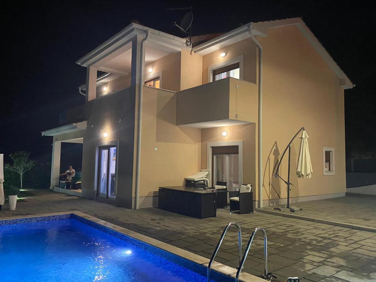 Villa Diana Veprinac Exterior photo